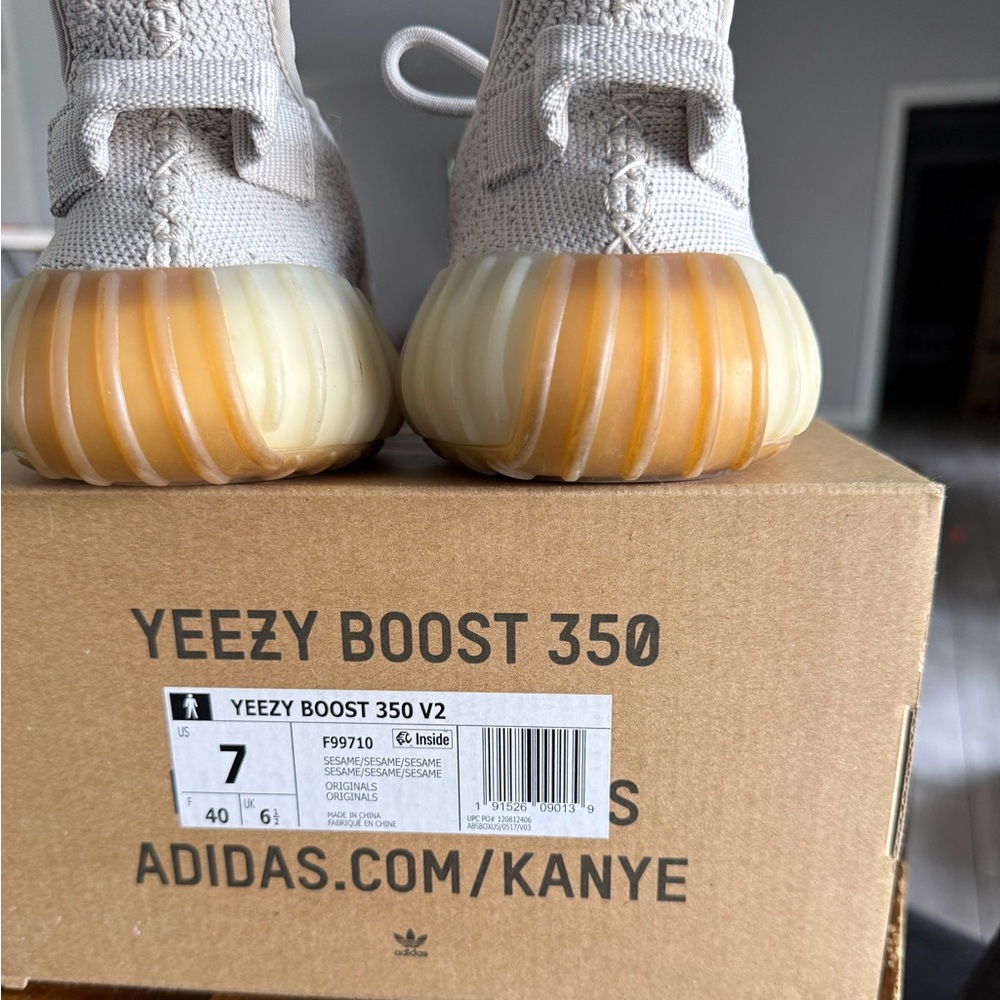 Yeezy boost 350 seasame